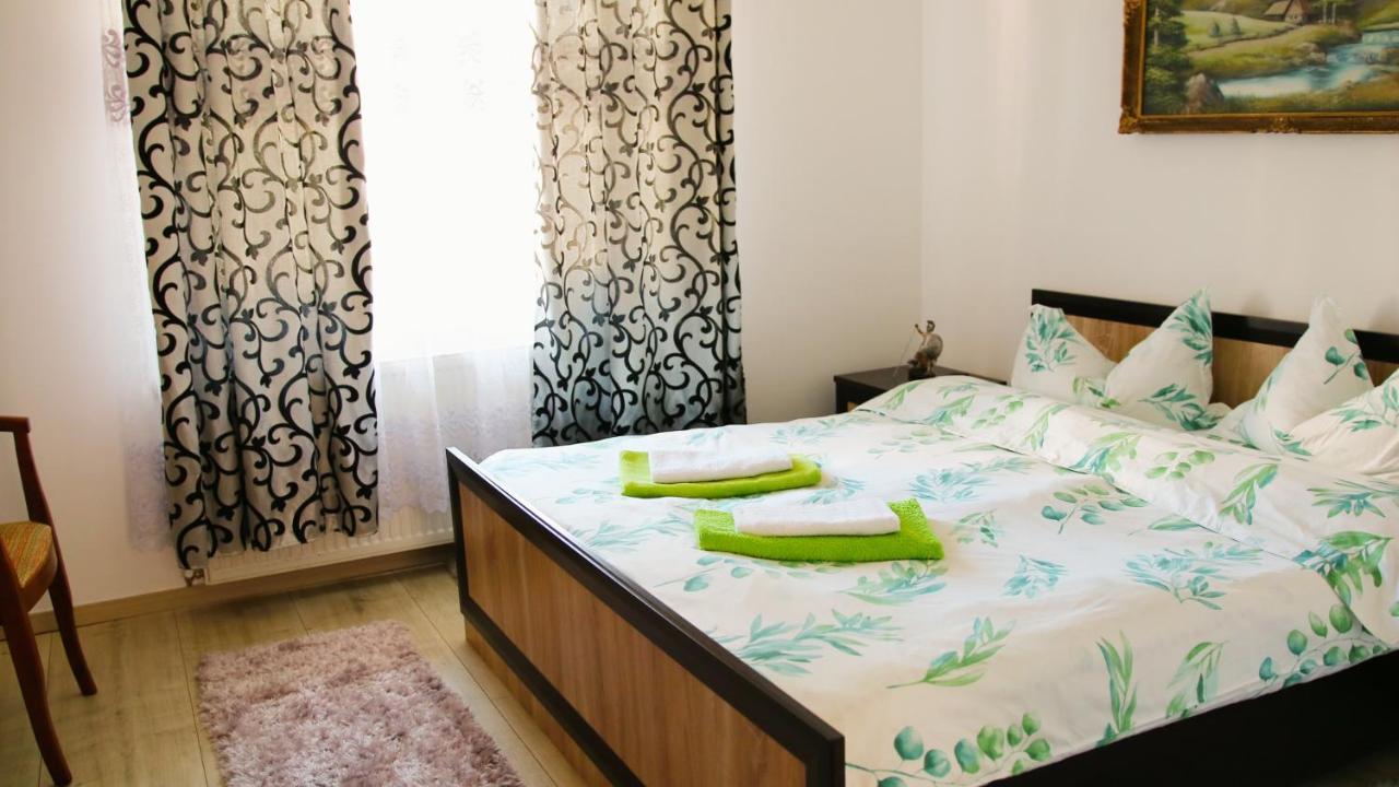 Casa Gusa Borşa Esterno foto